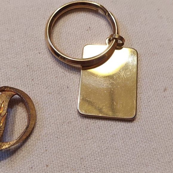 Key ring and brooch - Picture 3 of 5